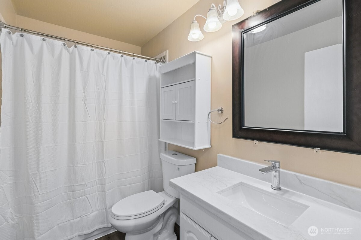 15903 95th Avenue Ct Property Photo 22