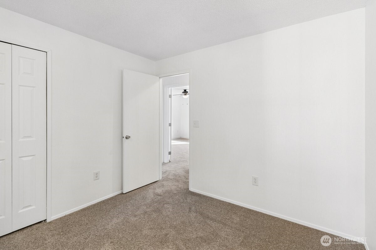 15903 95th Avenue Ct Property Photo 24