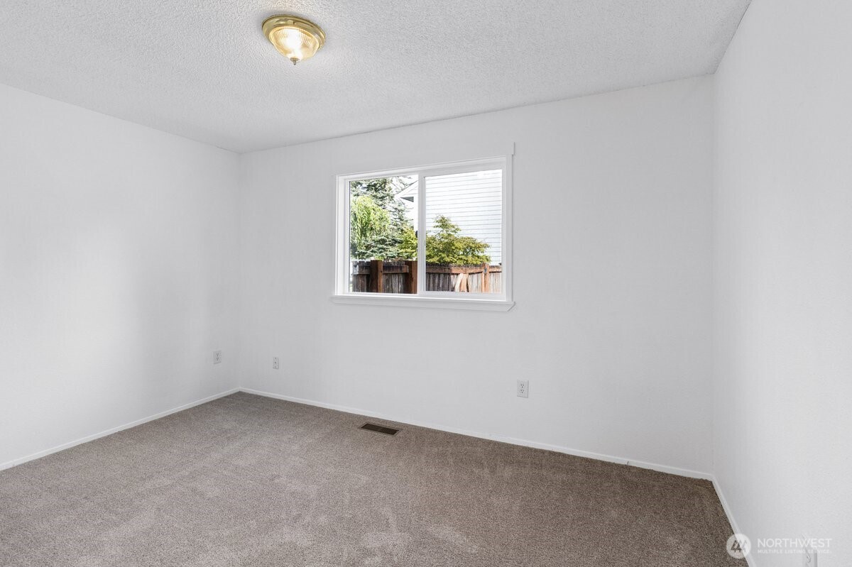 15903 95th Avenue Ct Property Photo 25