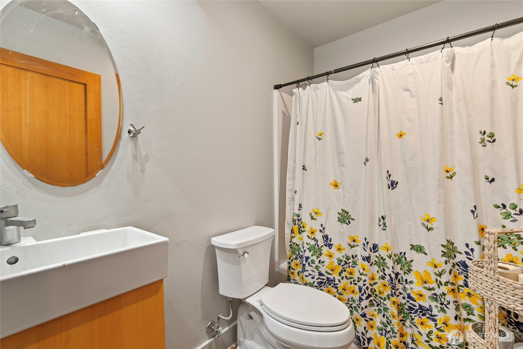 9682 Beacon Avenue Property Photo 15