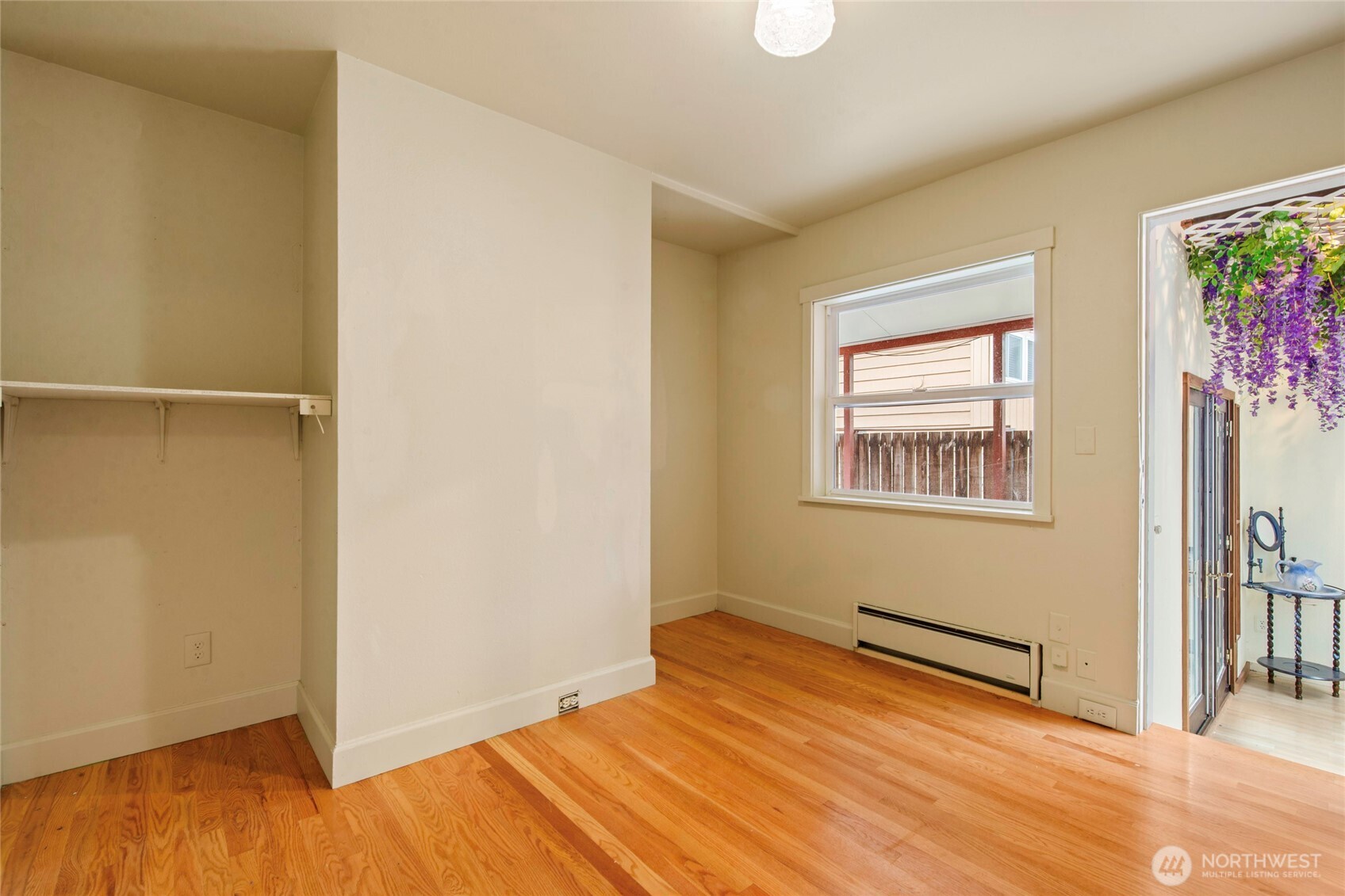 9682 Beacon Avenue Property Photo 16
