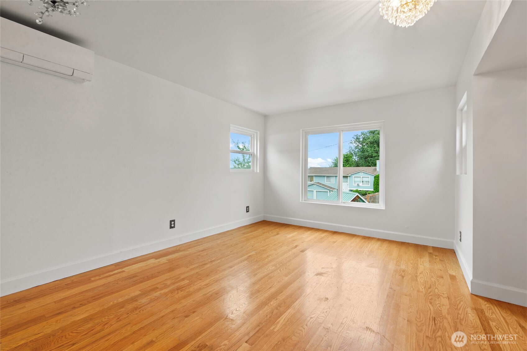 9682 Beacon Avenue Property Photo 22