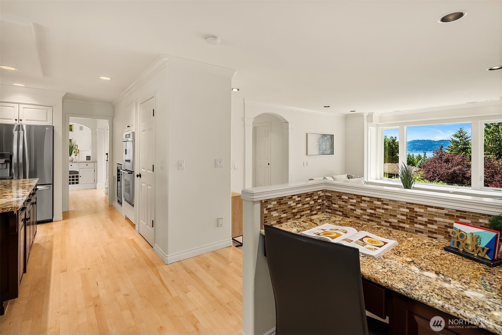 20230 Ne 18th Place Property Photo 16