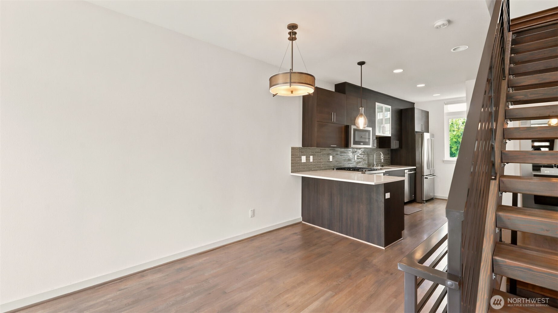 7459 Woodlawn Avenue A Property Photo 7