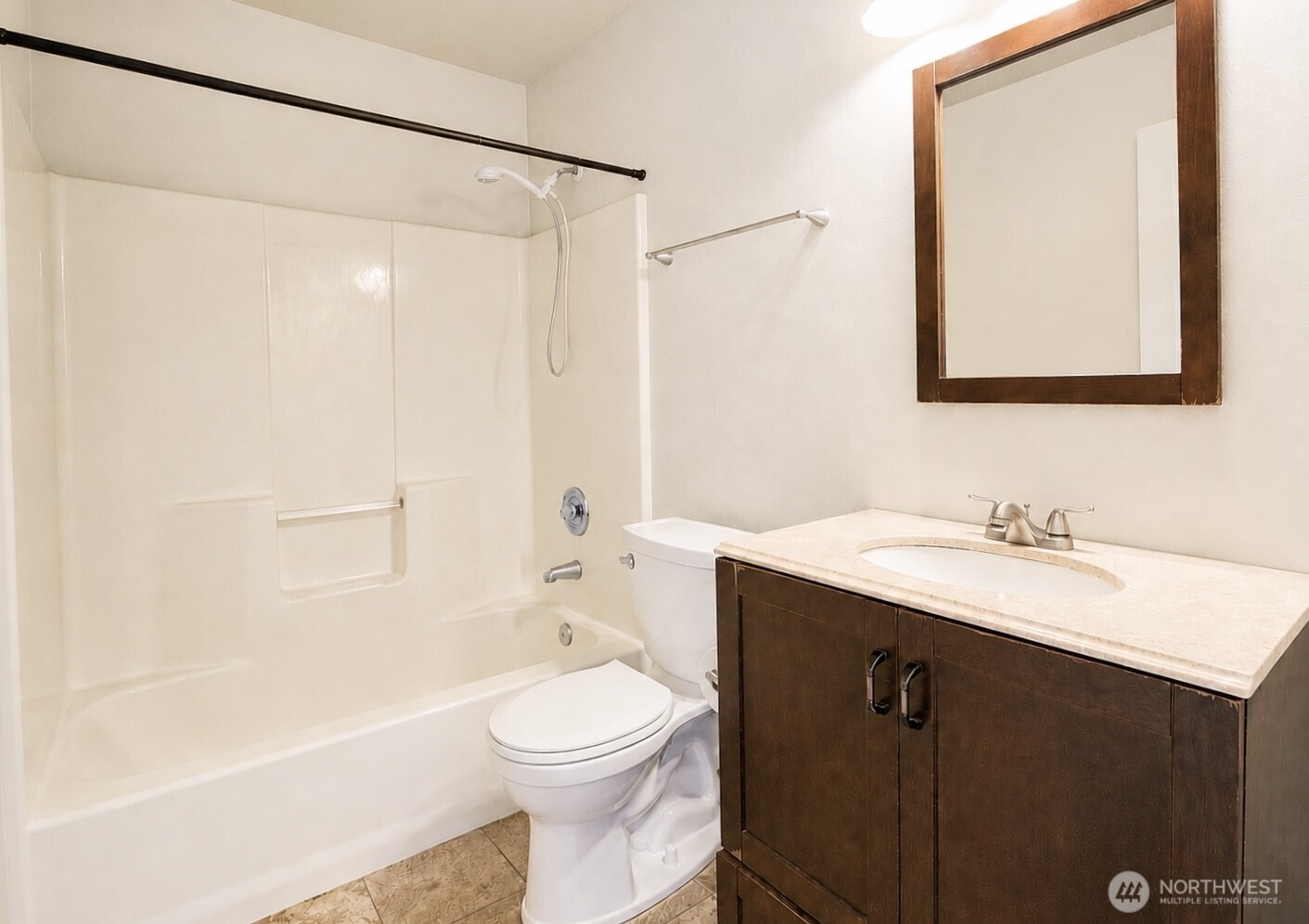 9503 Chapel Hill Road Property Photo 18