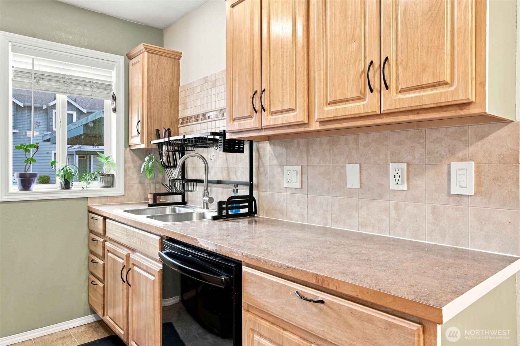 12564 Springbrook Lane Property Photo 7