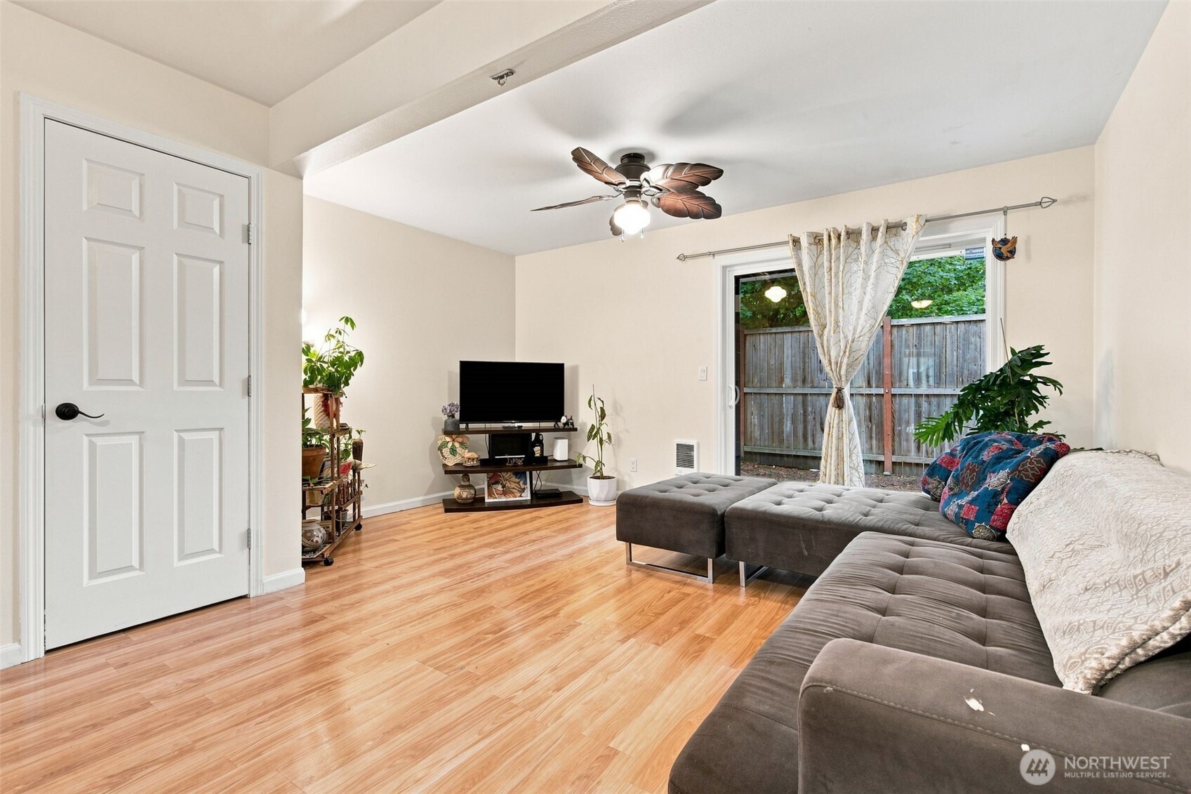 12564 Springbrook Lane Property Photo 10