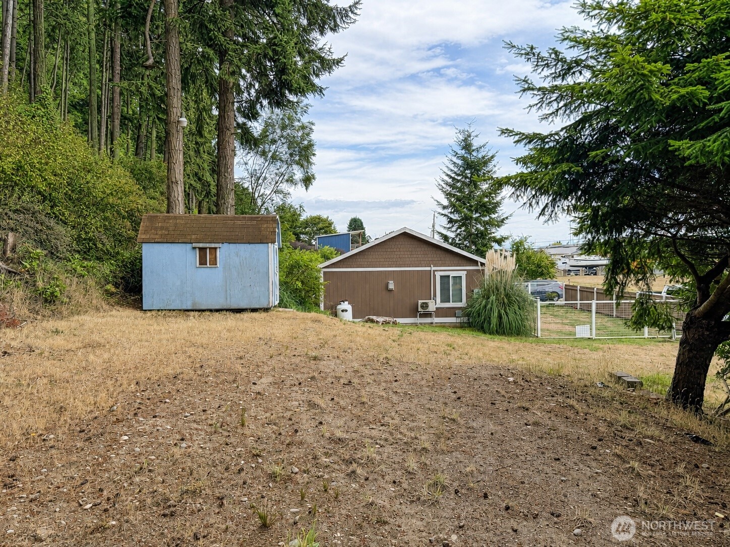3687 Shorewood Avenue Property Photo 3