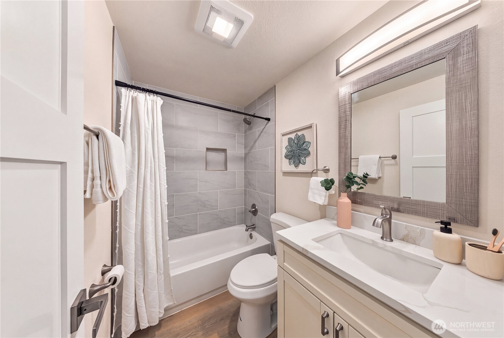 14219 Ne 64th Court Property Photo 26