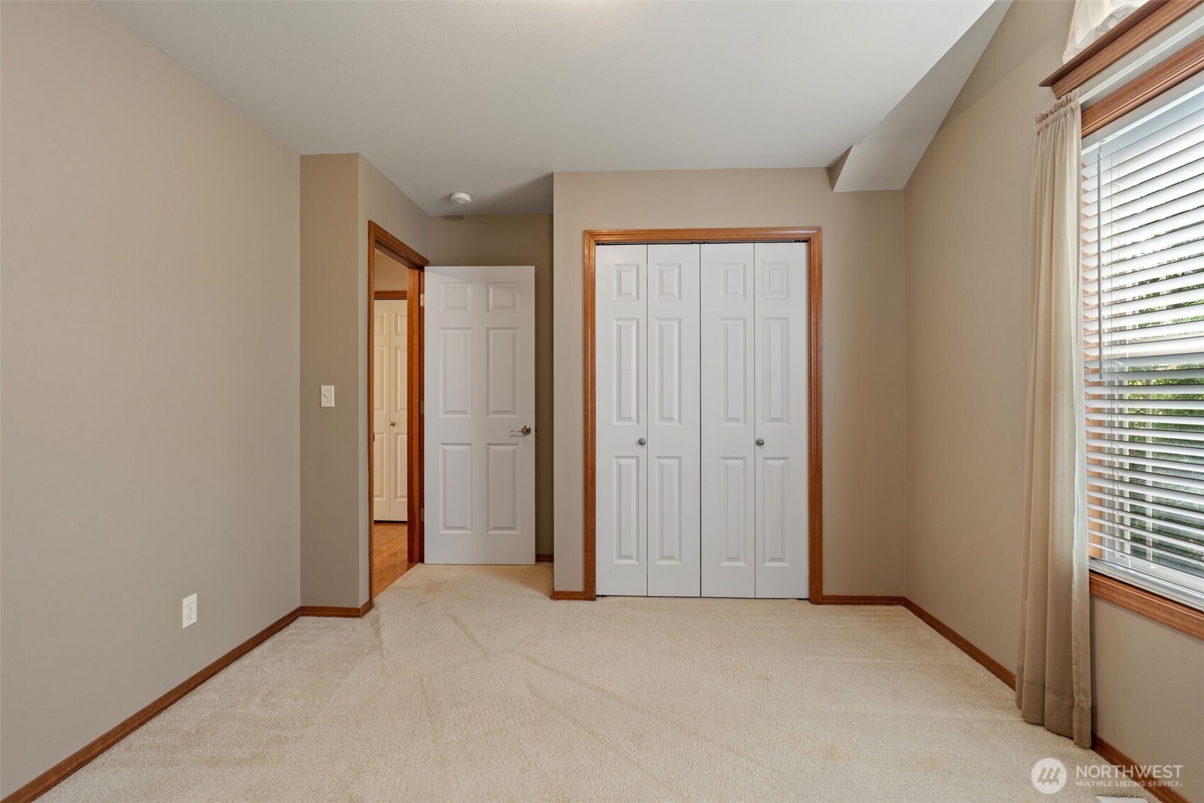 550 E Old Ranch Road Property Photo 27