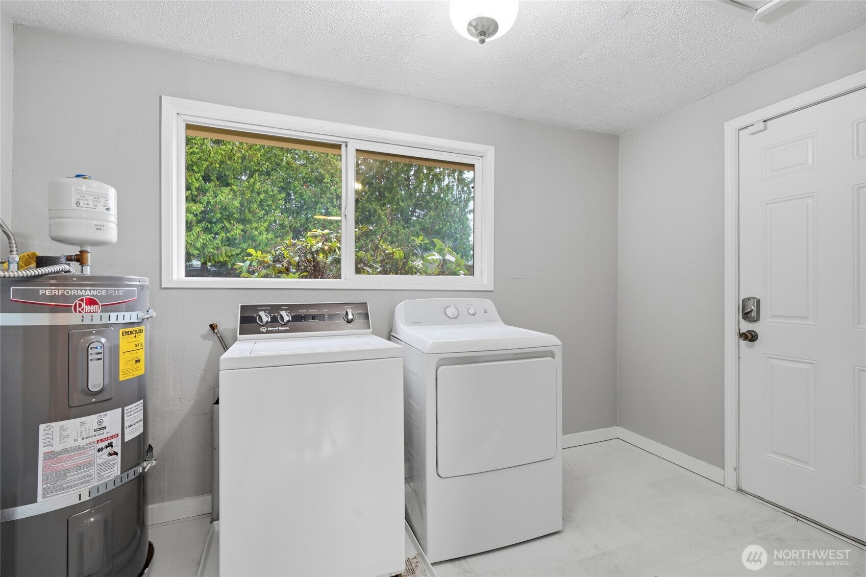 112 19th Avenue Property Photo 22