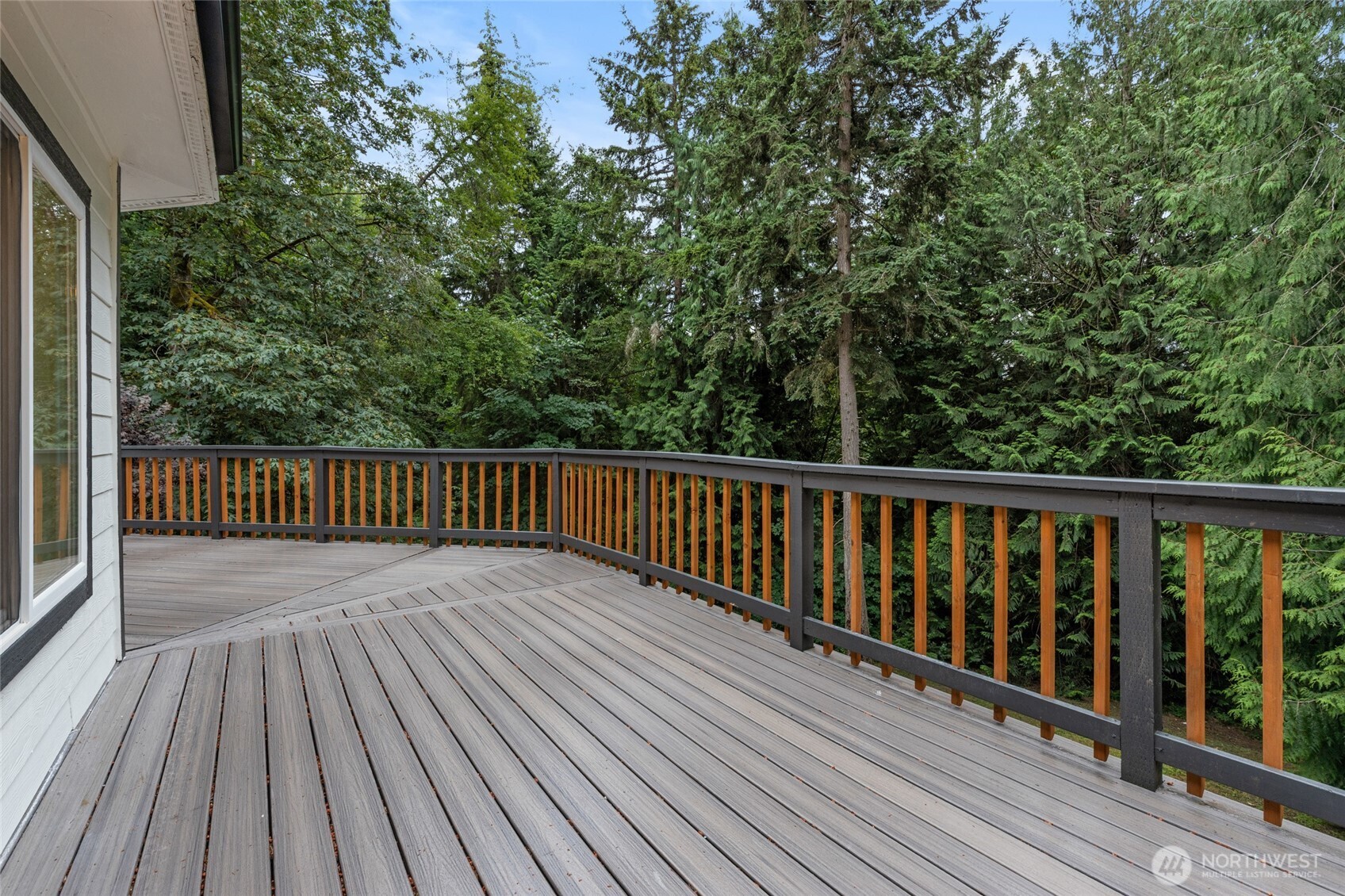 10953 N Madison Avenue Property Photo 12