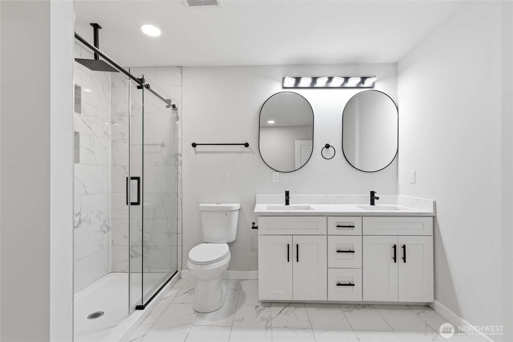 10953 N Madison Avenue Property Photo 19