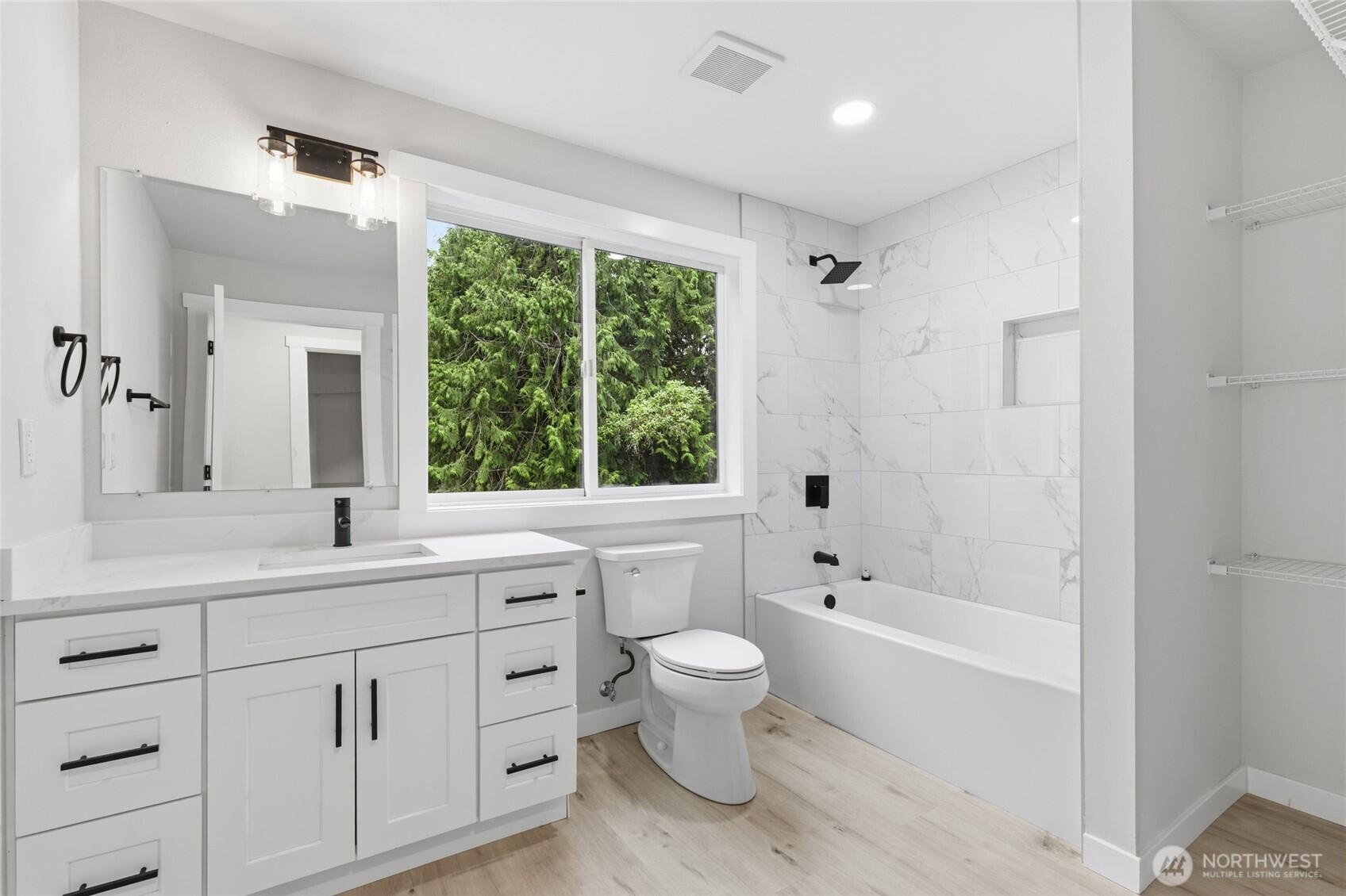10953 N Madison Avenue Property Photo 25