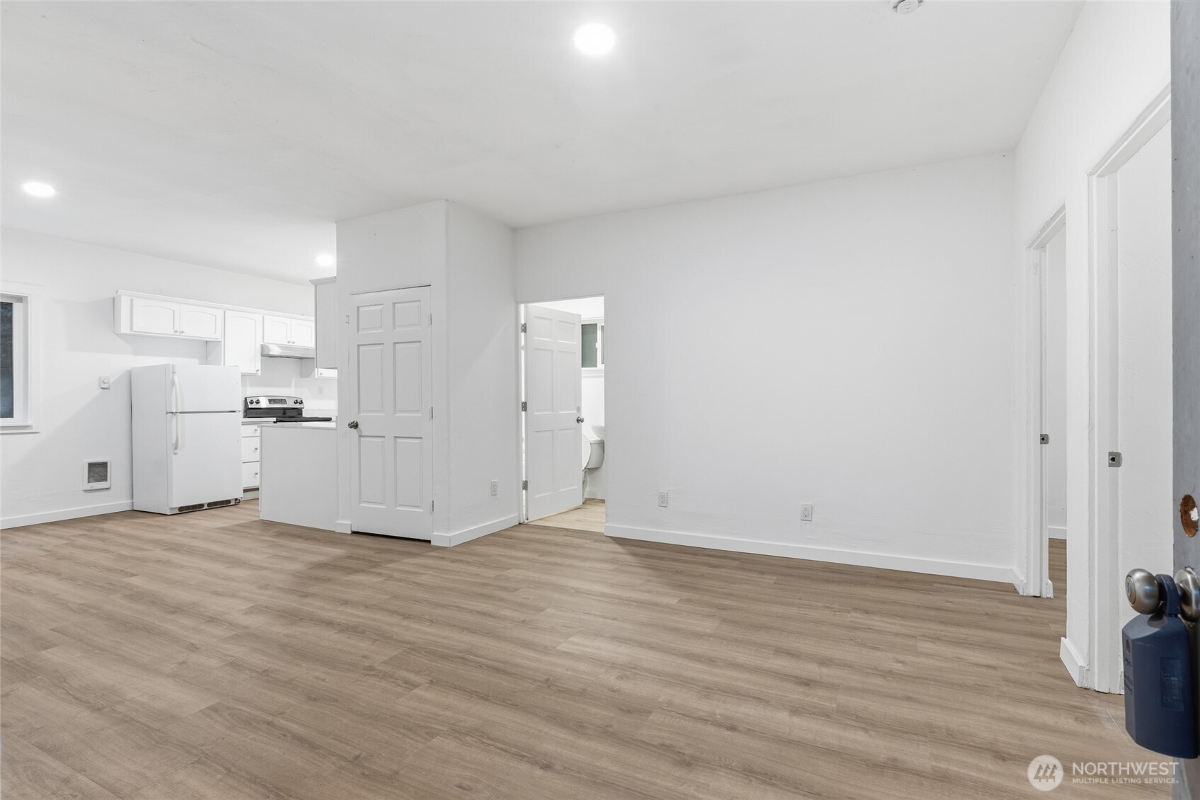 10953 N Madison Avenue Property Photo 32