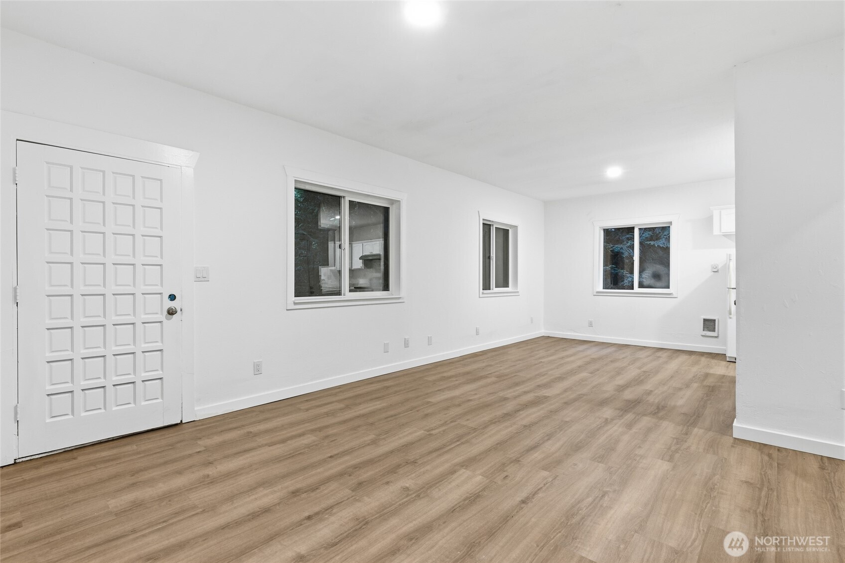 10953 N Madison Avenue Property Photo 33