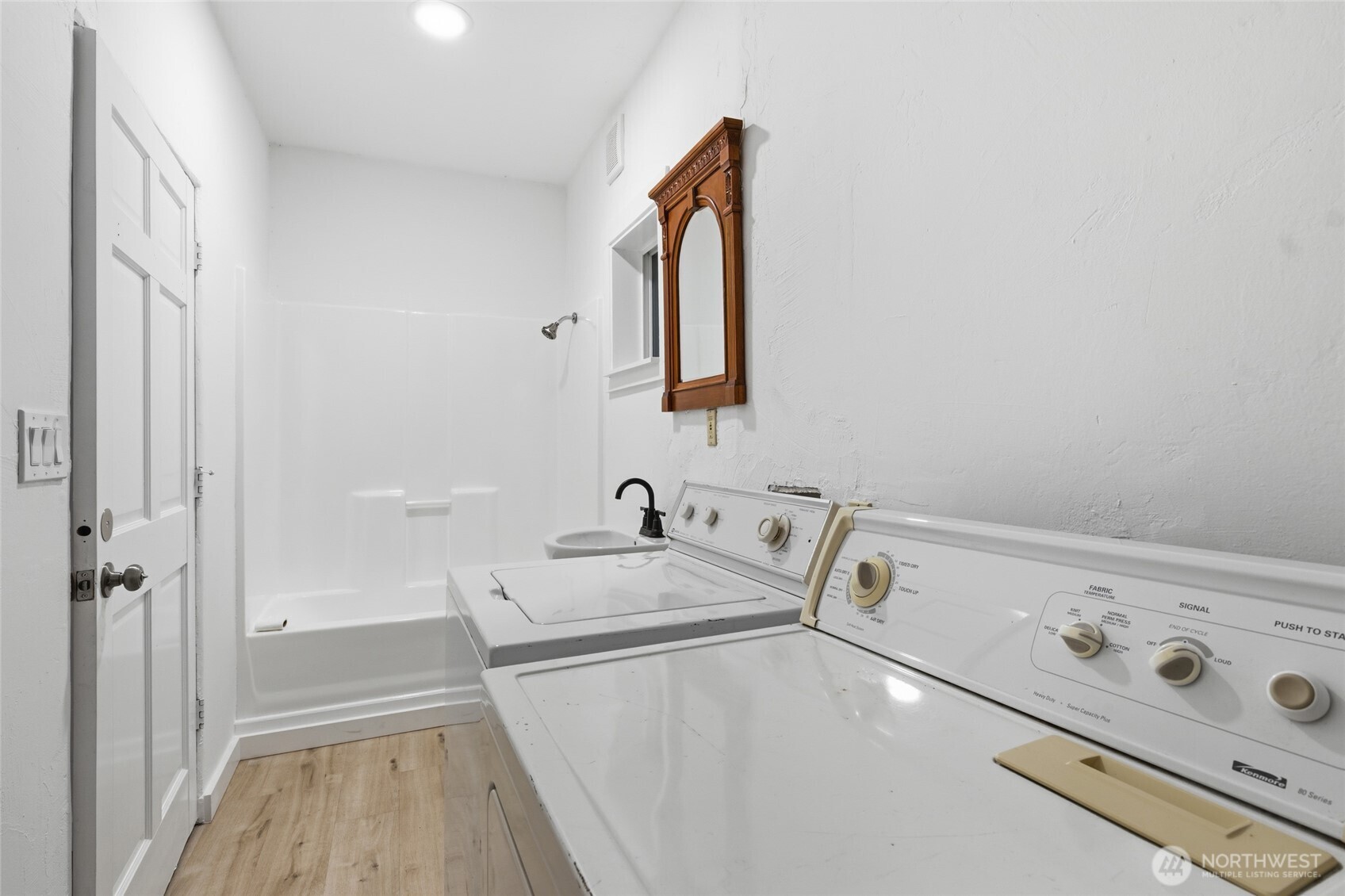 10953 N Madison Avenue Property Photo 36