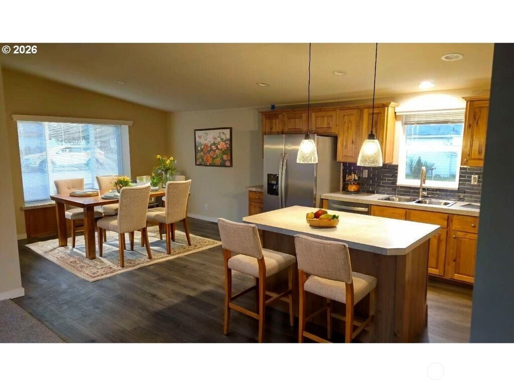 420 Pine Street Property Photo 3