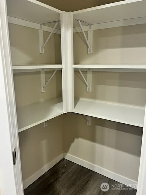 420 Pine Street Property Photo 6