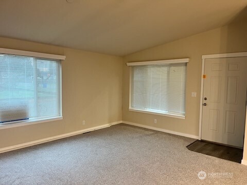420 Pine Street Property Photo 7