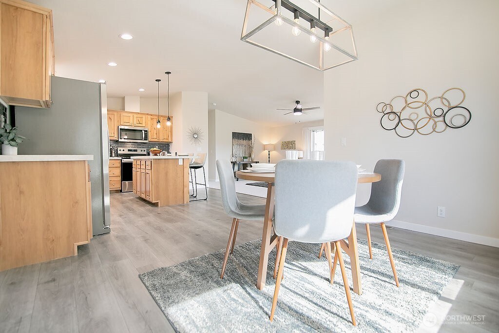 420 Pine Street Property Photo 11