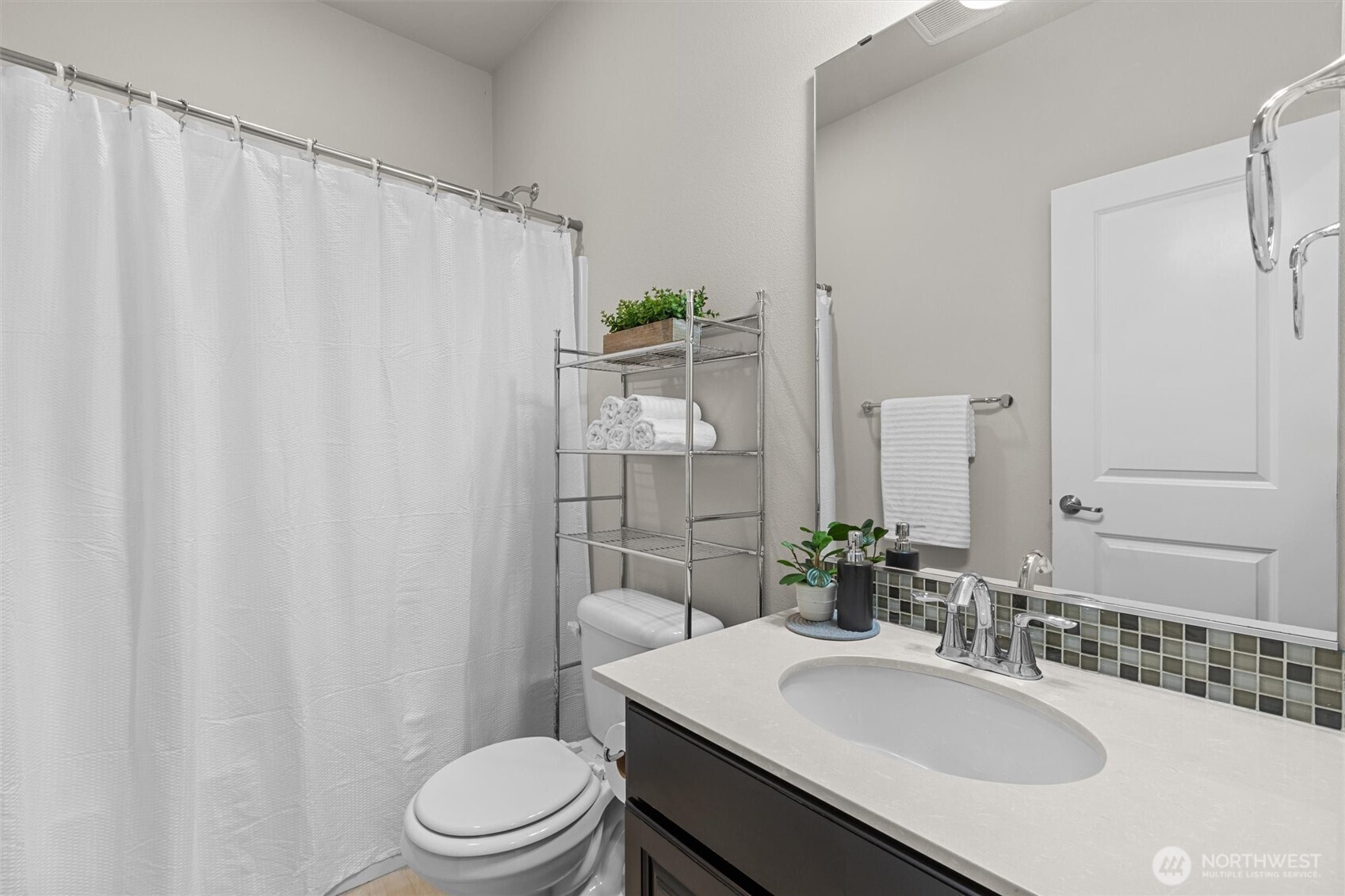 18728 42nd Avenue Property Photo 5