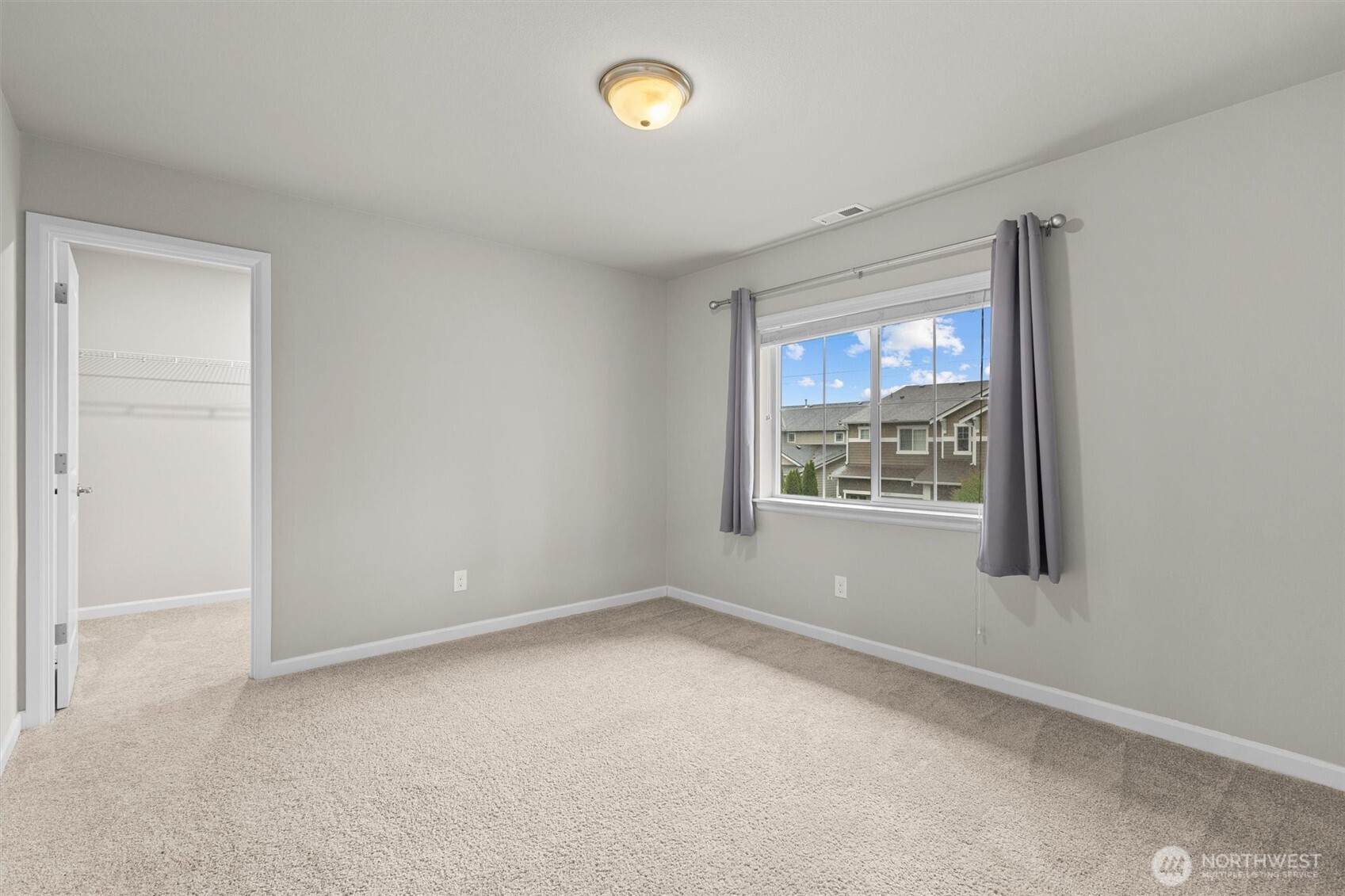 18728 42nd Avenue Property Photo 27