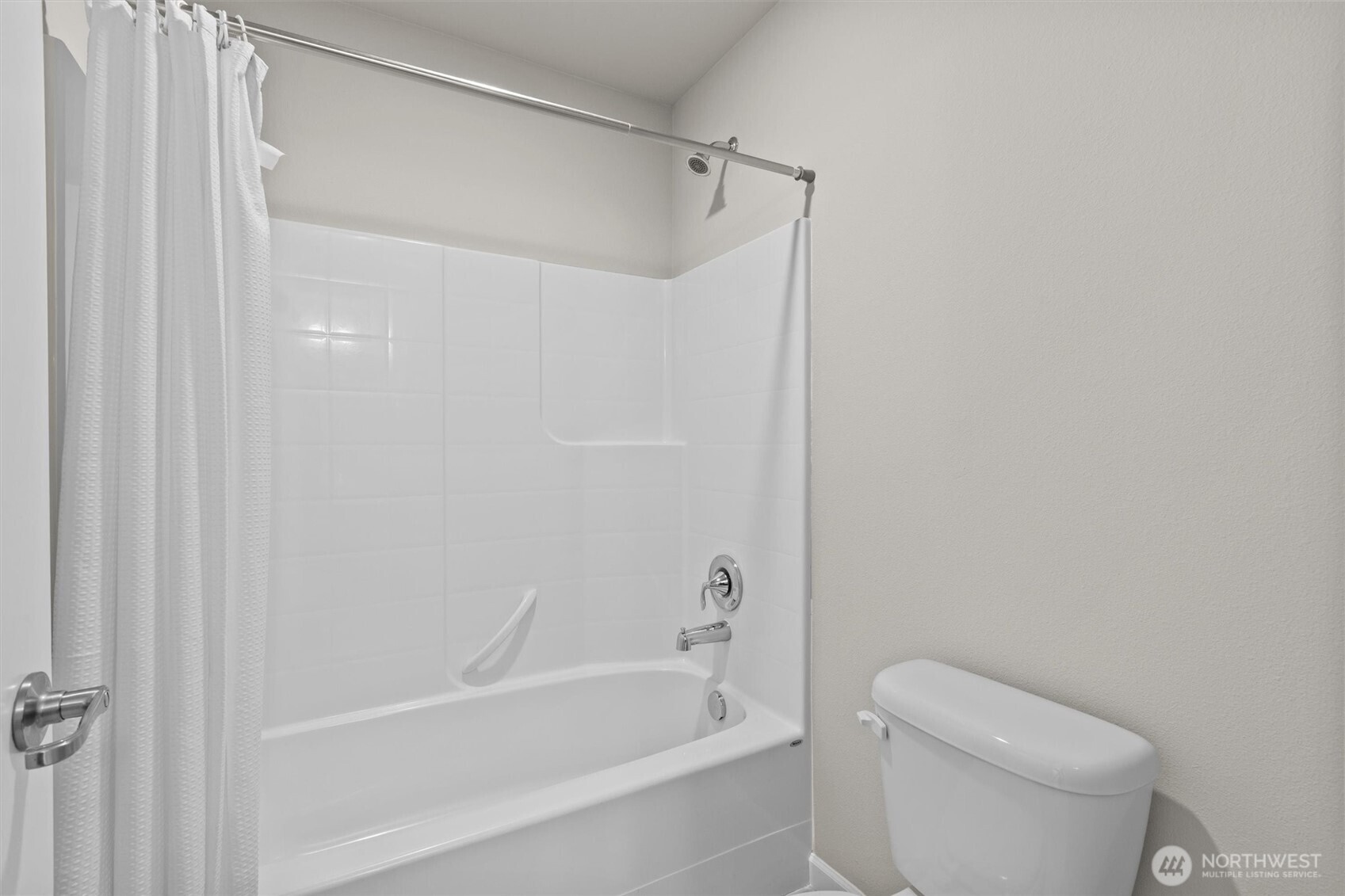 18728 42nd Avenue Property Photo 29