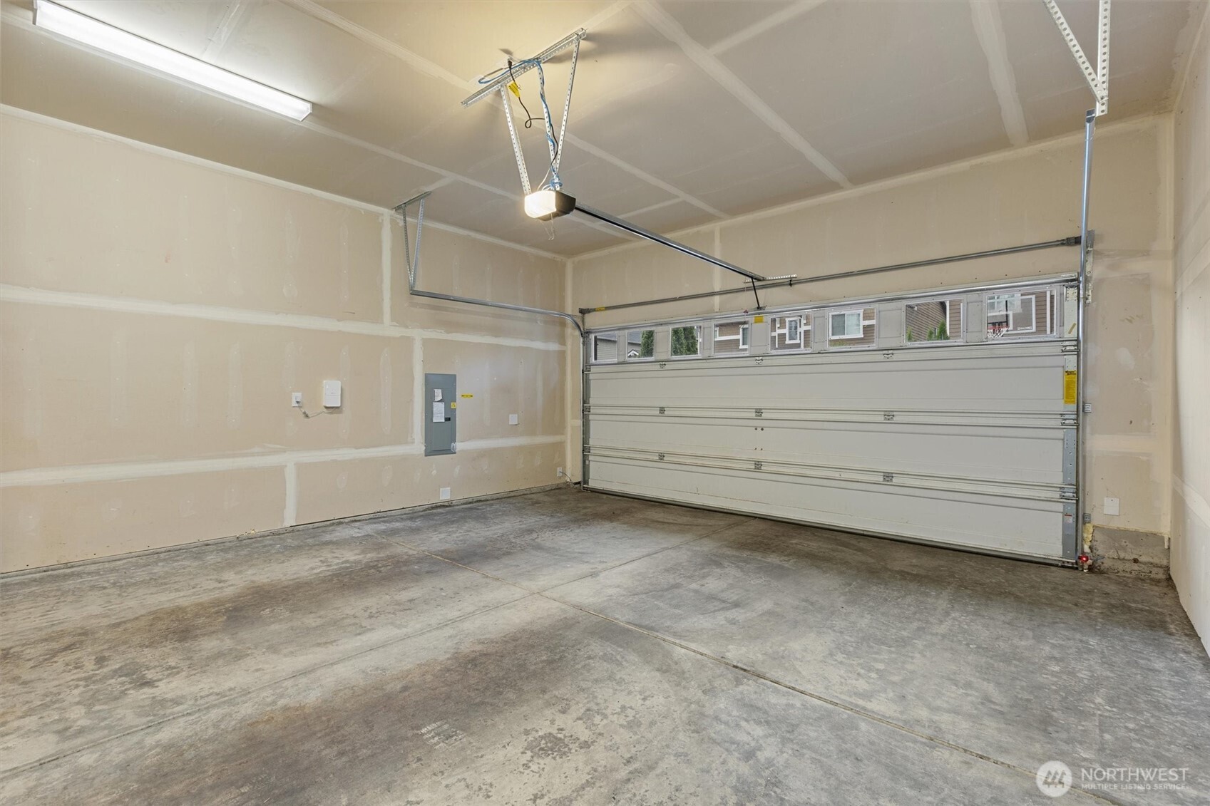 18728 42nd Avenue Property Photo 32