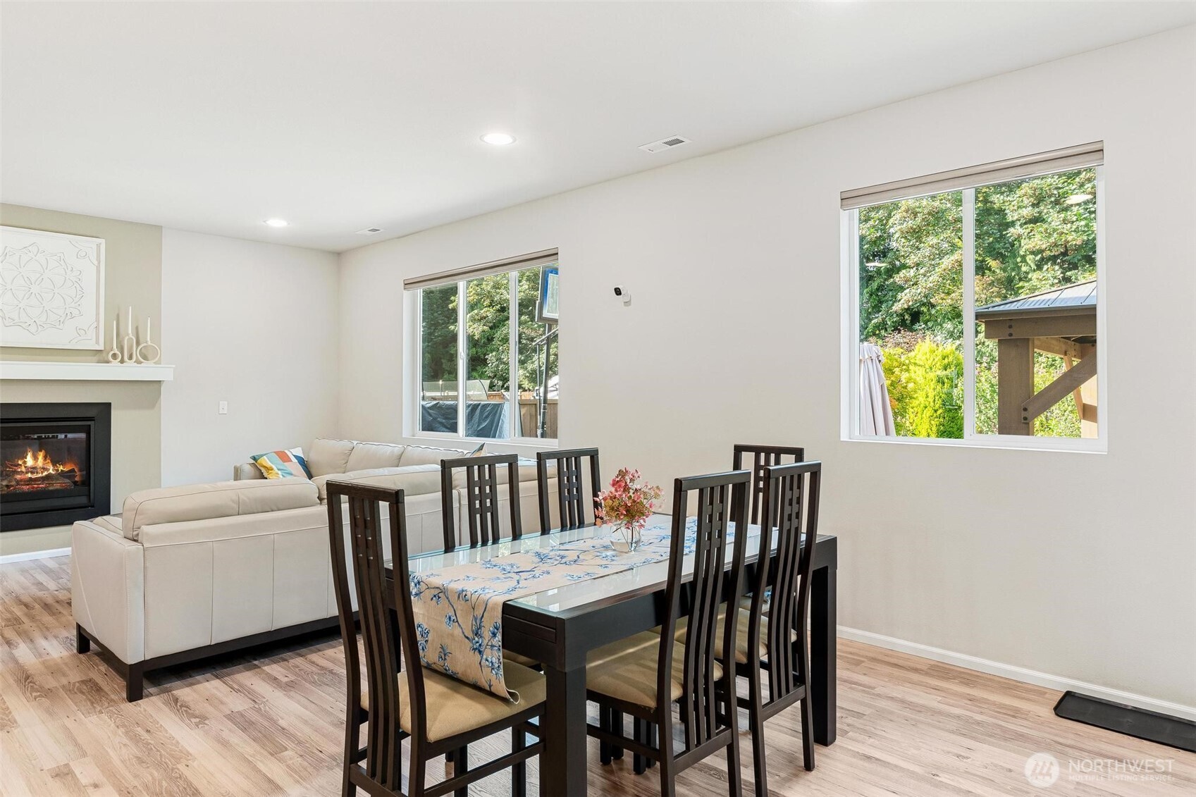 17609 Mill Valley Road Property Photo 5