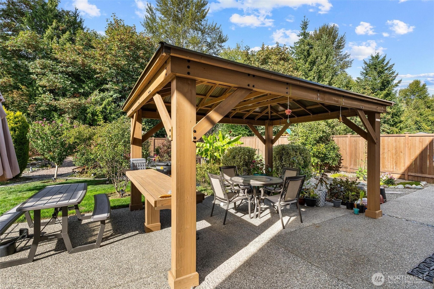 17609 Mill Valley Road Property Photo 15