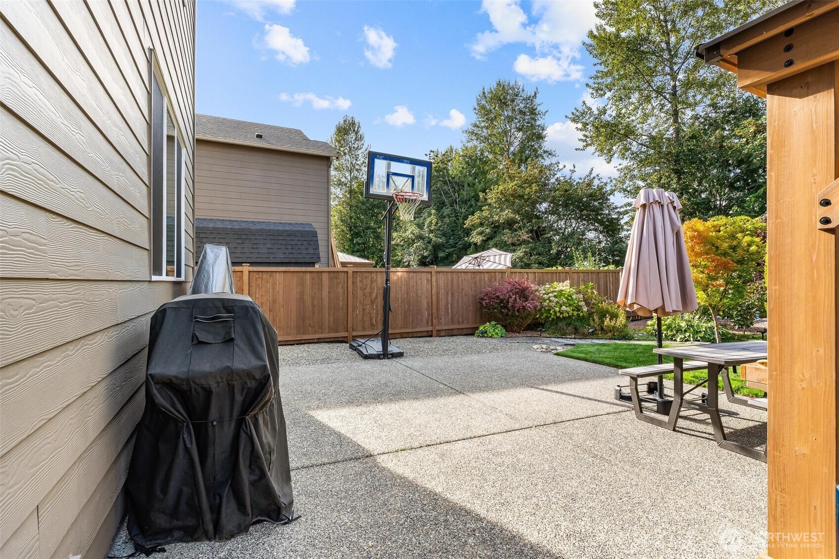 17609 Mill Valley Road Property Photo 16