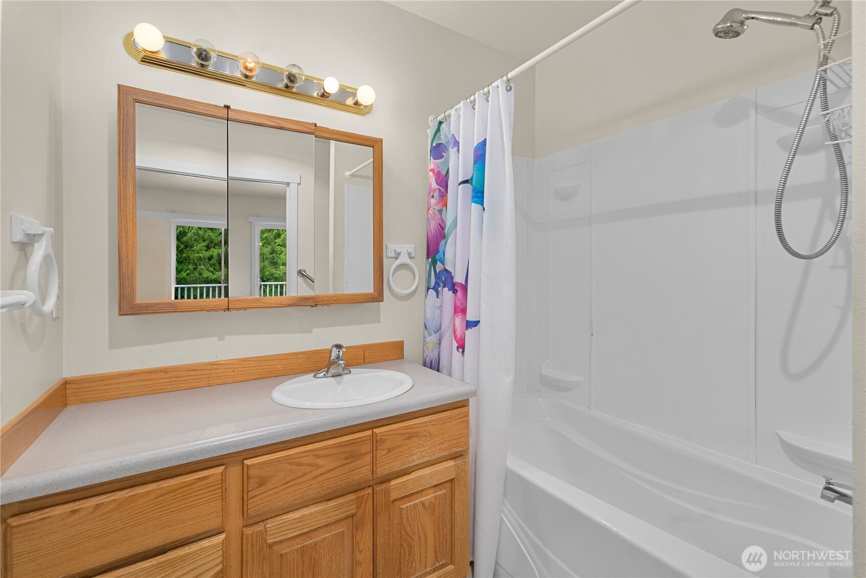 2821 Grade Road Property Photo 21
