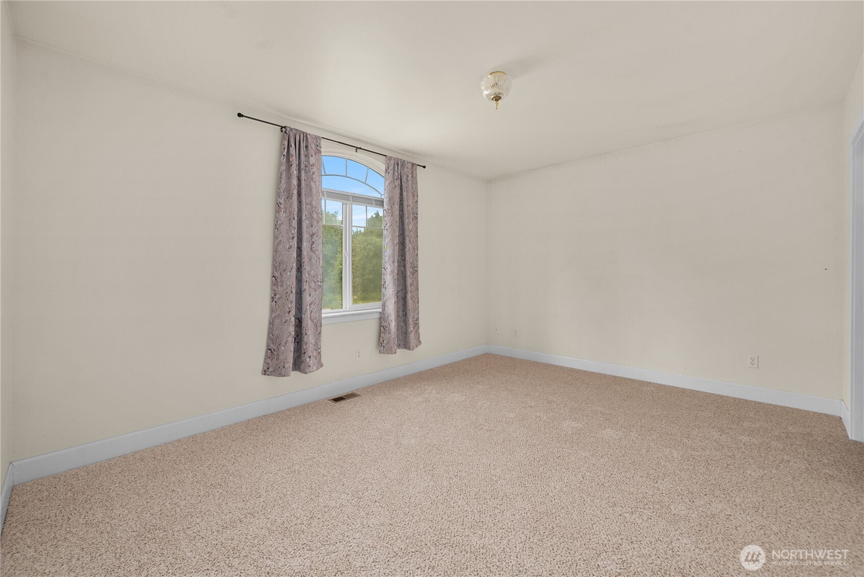 2821 Grade Road Property Photo 23