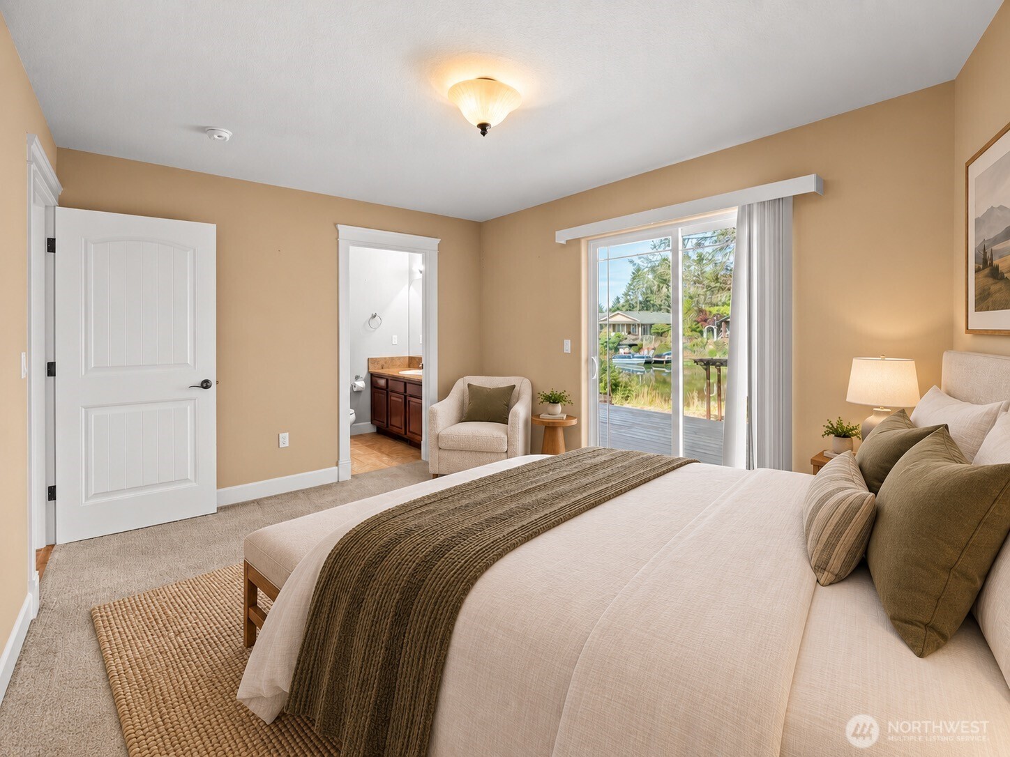 641 Olallie Circle Property Photo 12
