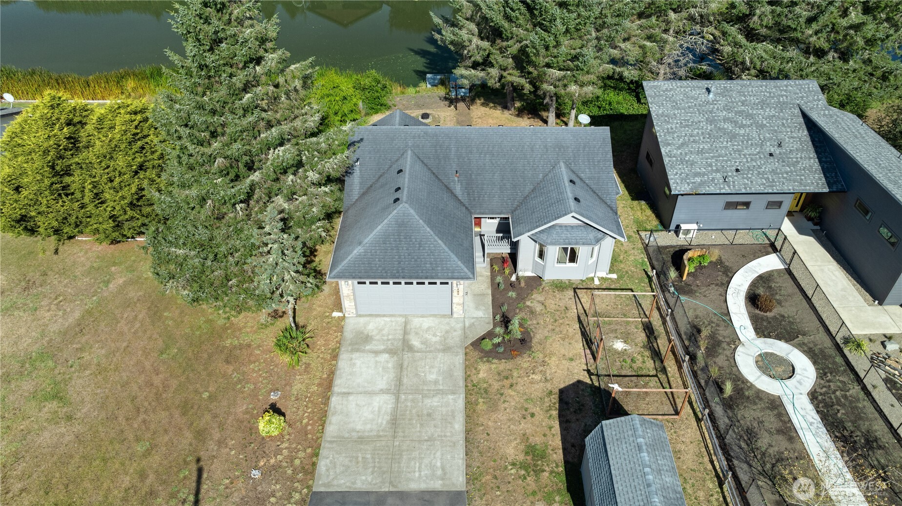 641 Olallie Circle Property Photo 31