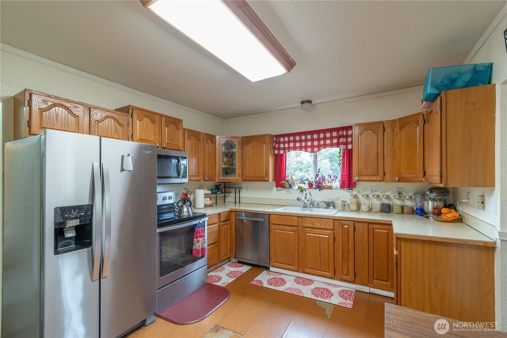 1129 S 61st Street Property Photo 9