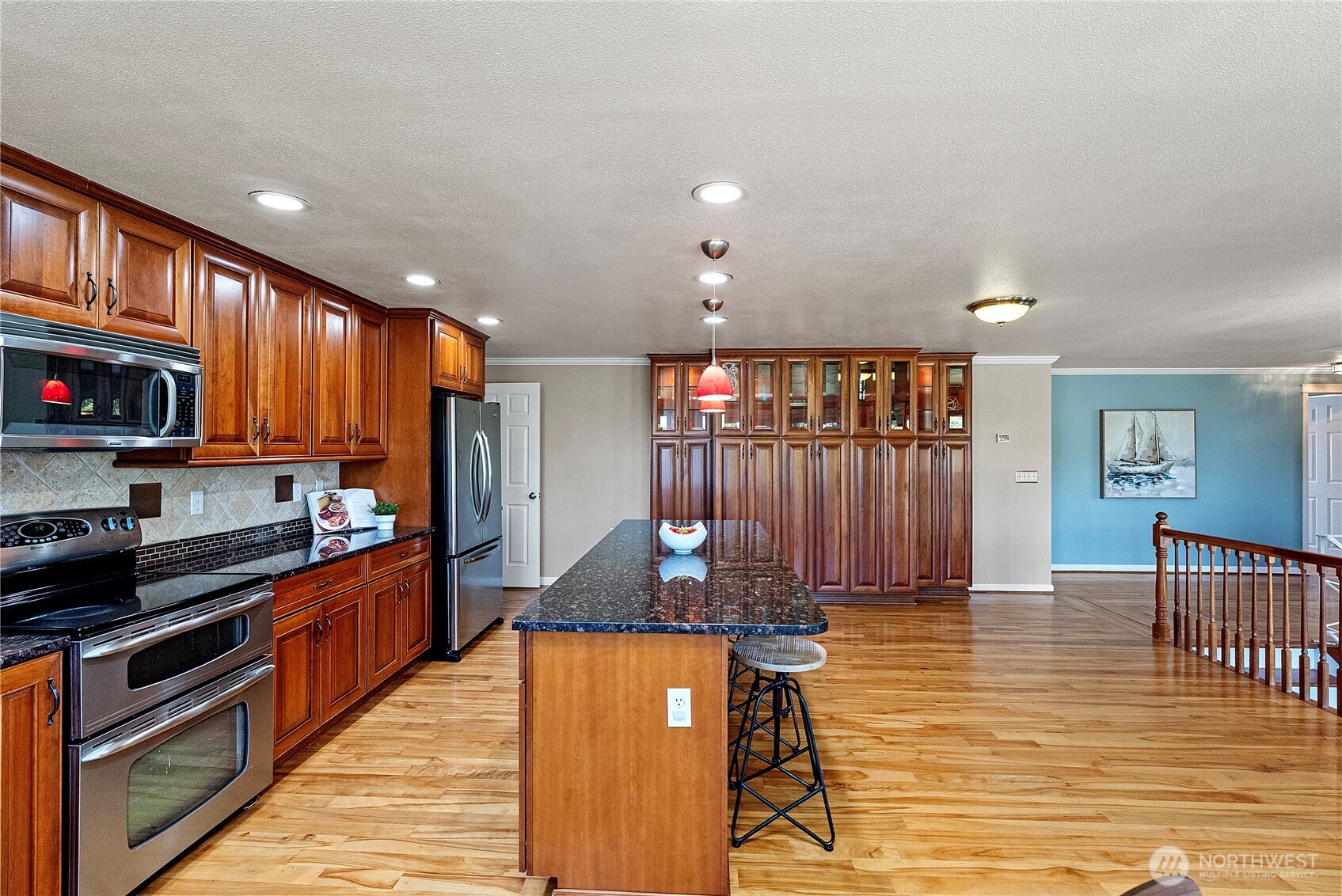 210 Champion Street Property Photo 11