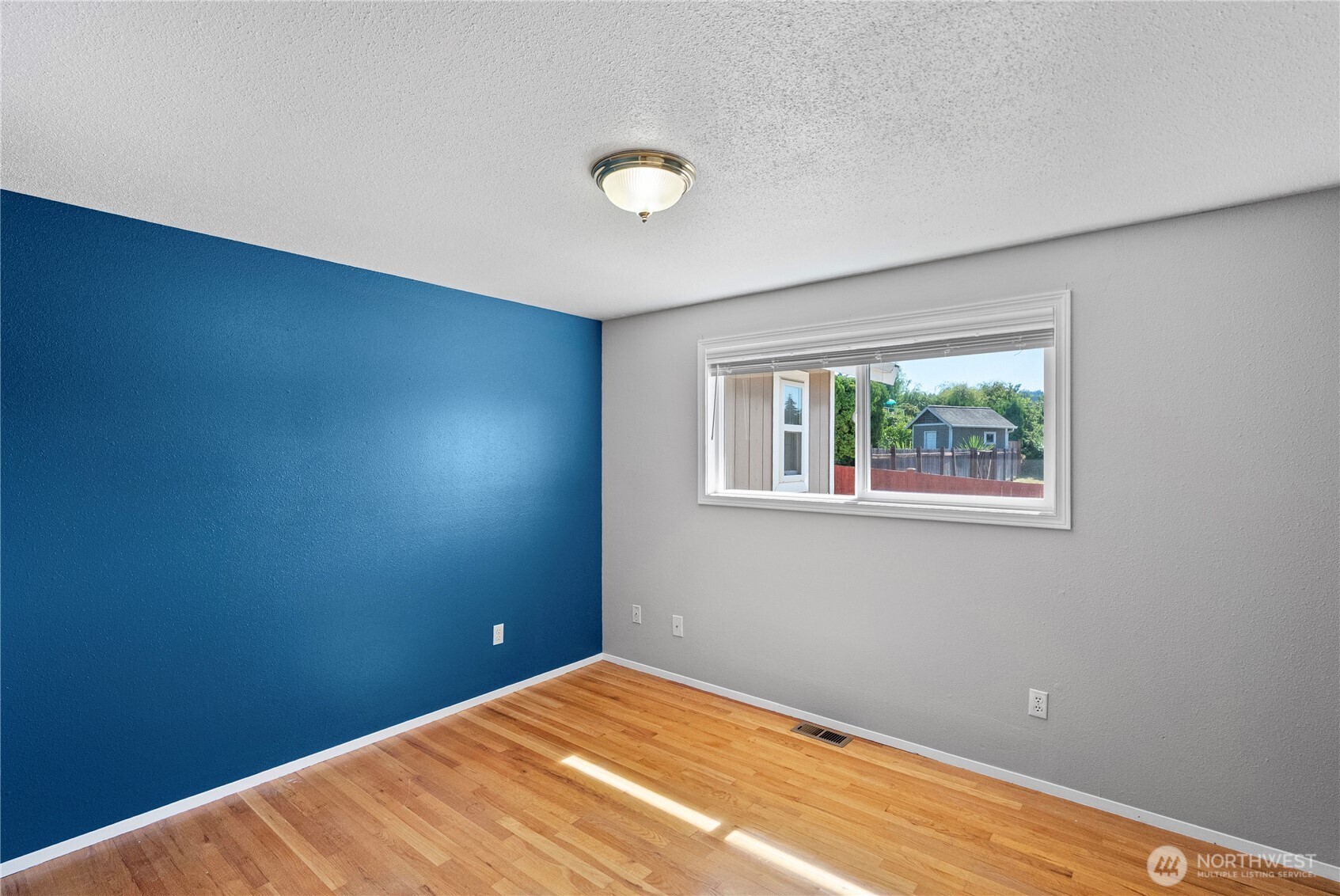 210 Champion Street Property Photo 20