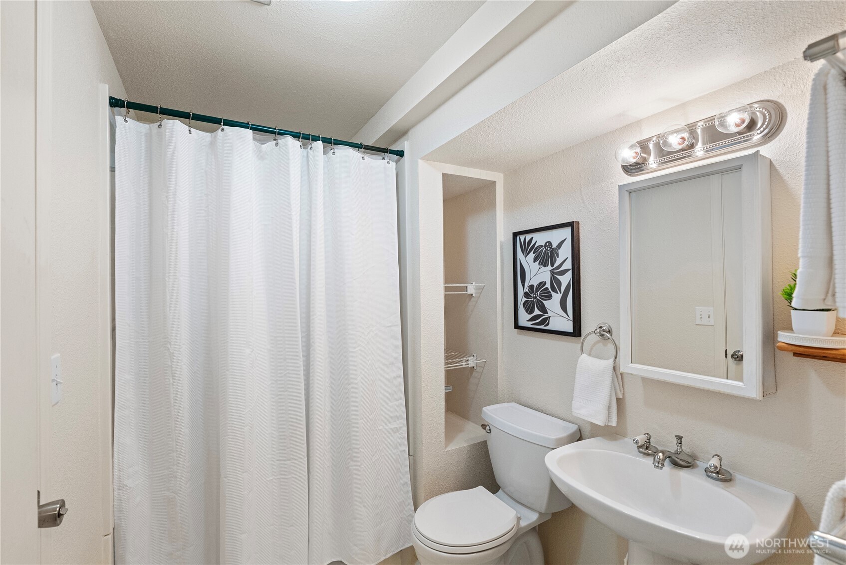 210 Champion Street Property Photo 25