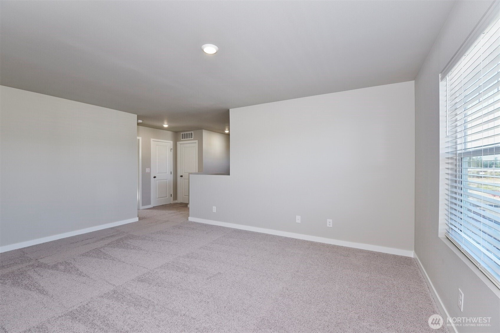 16306 Jenkins Avenue Property Photo 6
