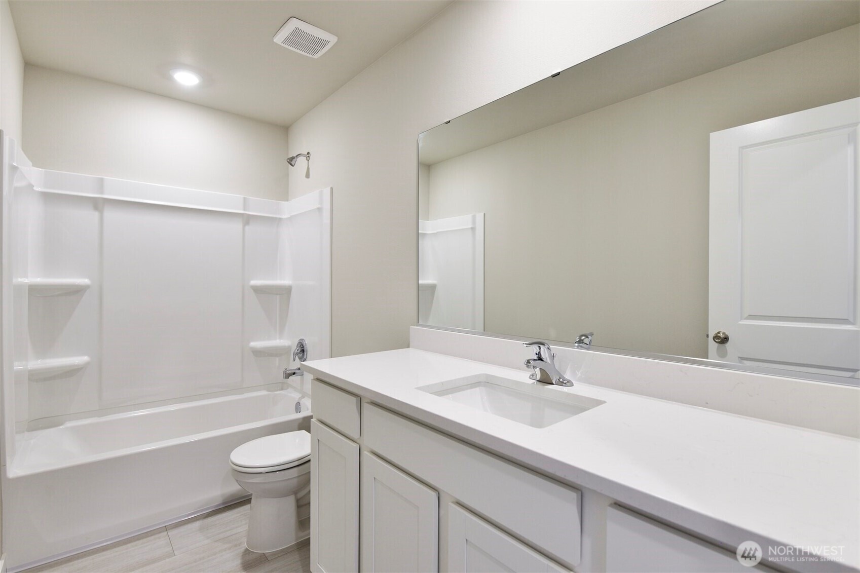 16306 Jenkins Avenue Property Photo 10
