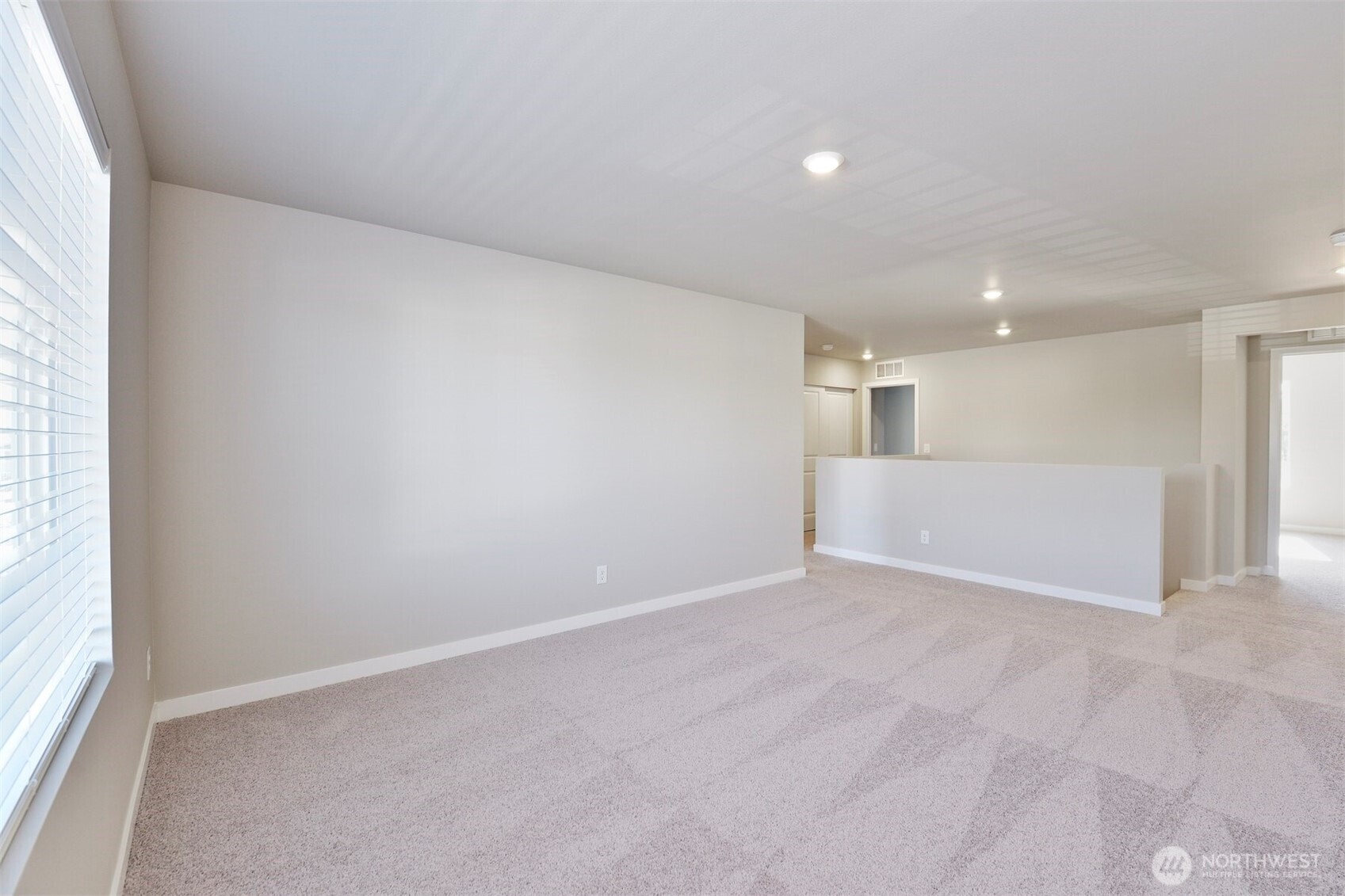 16300 Jenkins Avenue Property Photo 6