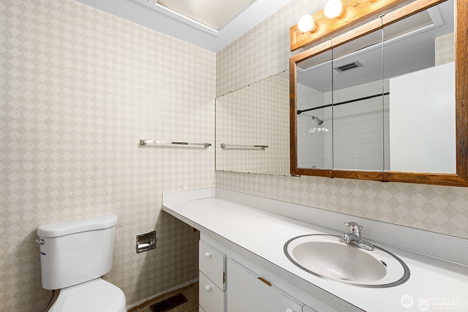 14221 Se 10th Place Property Photo 15