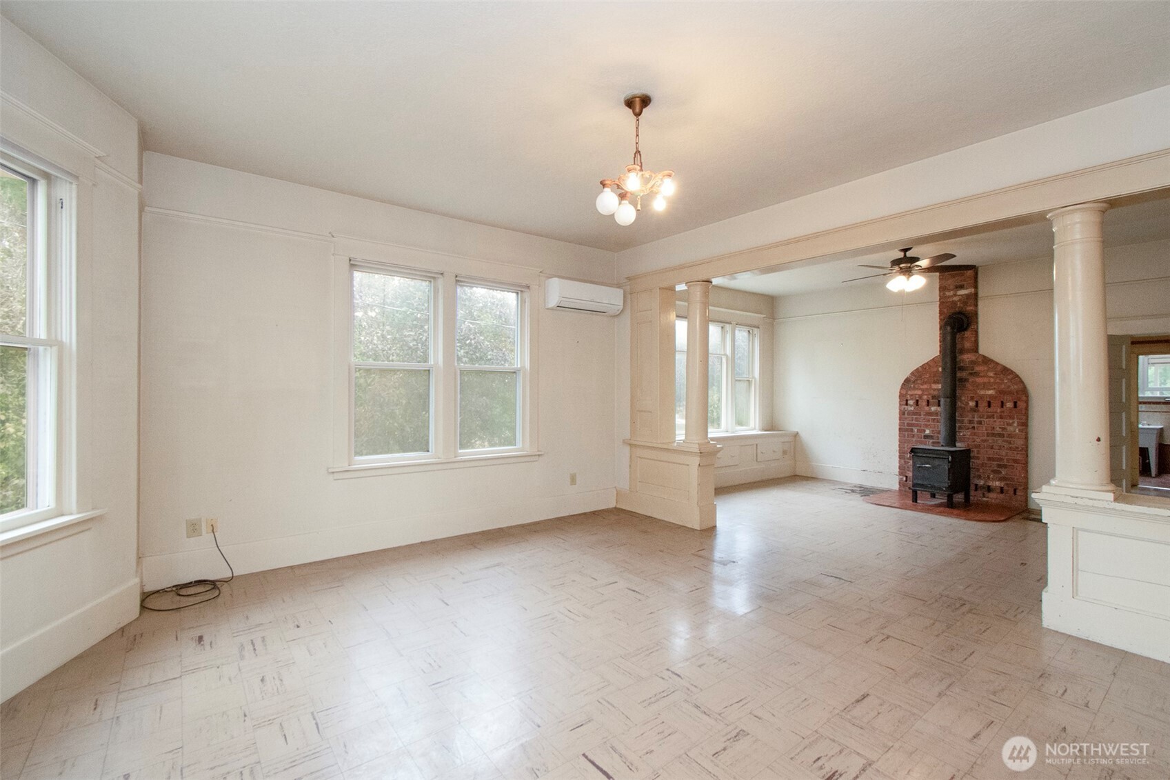 650 N Fifth Avenue Property Photo 6
