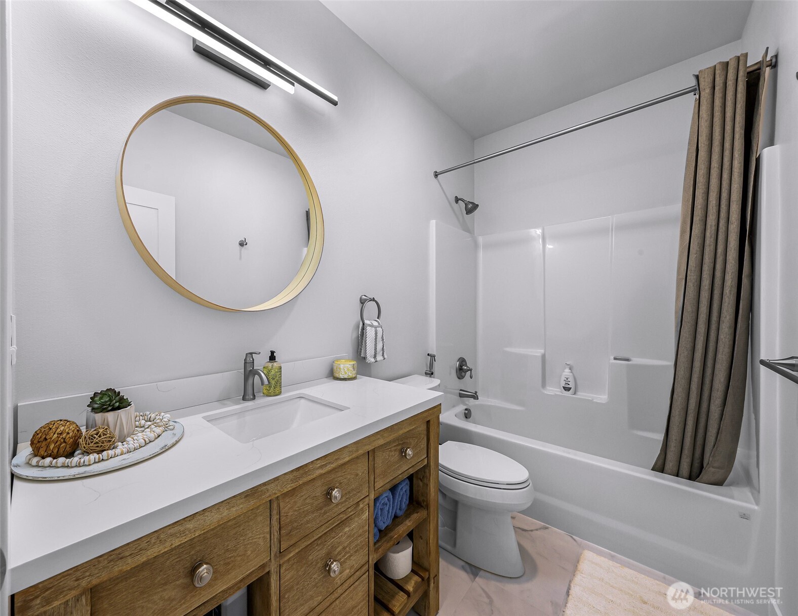215 Puget Street Property Photo 20