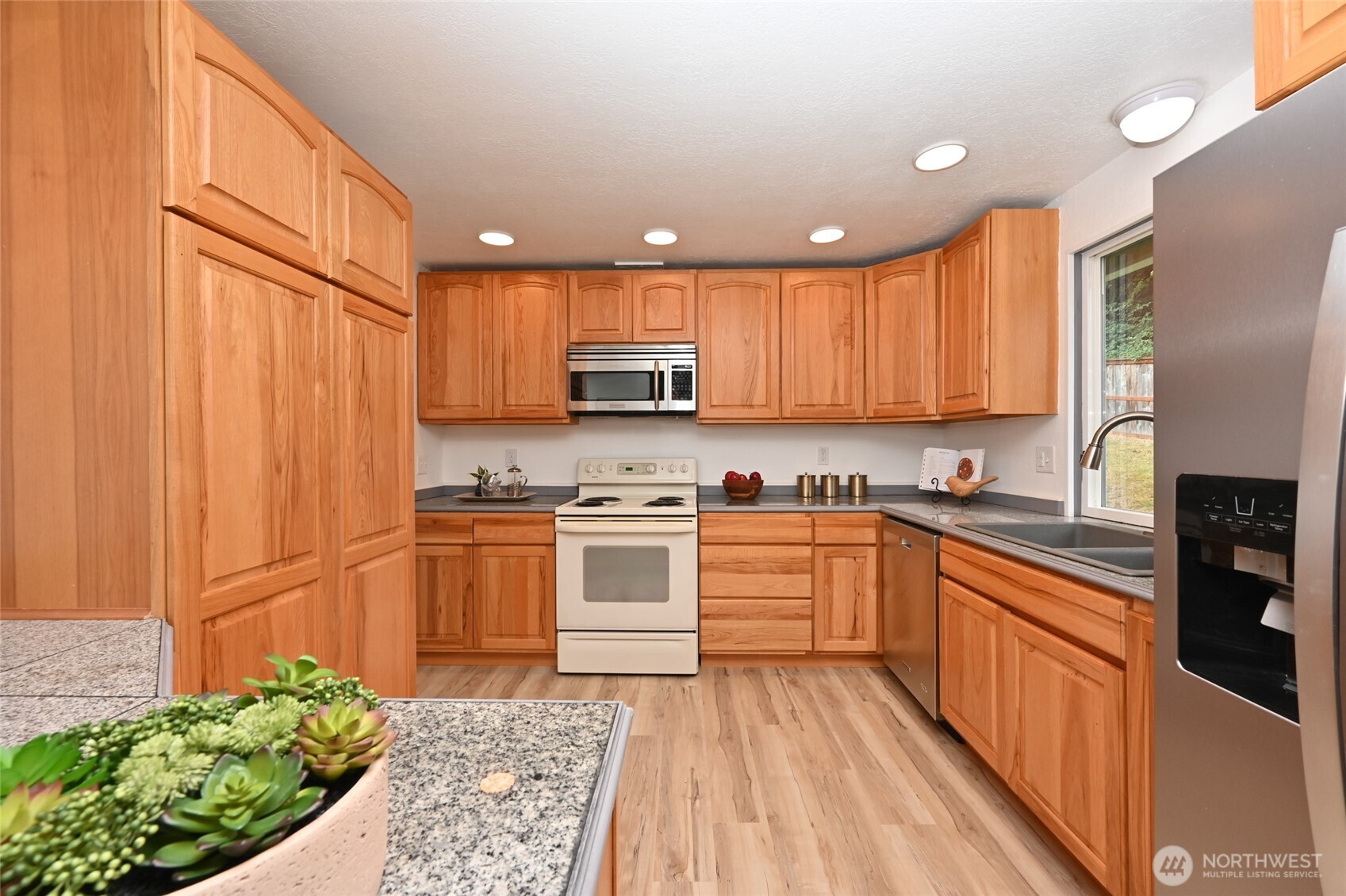 14100 Meridian Drive Property Photo 13