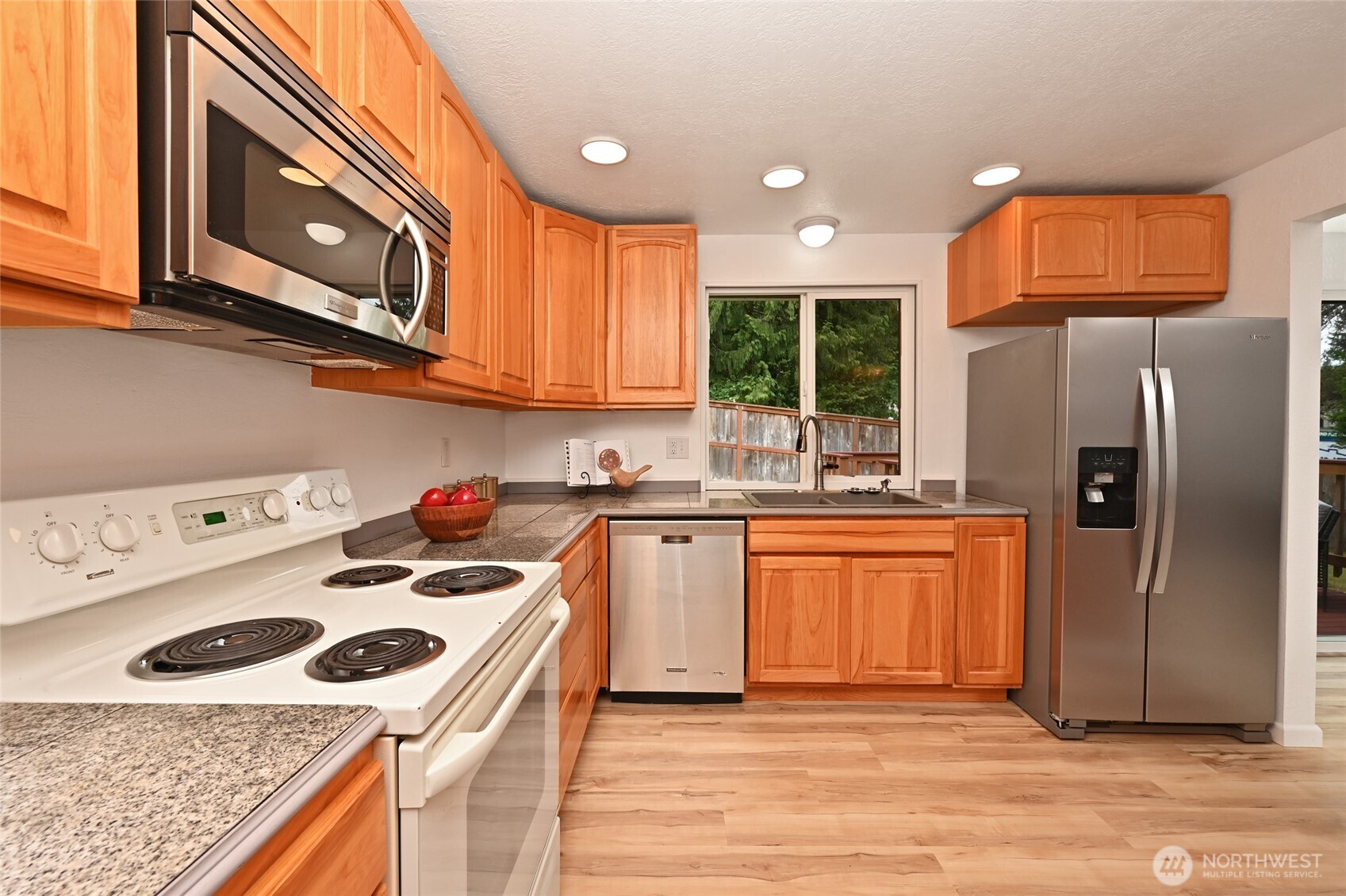 14100 Meridian Drive Property Photo 14