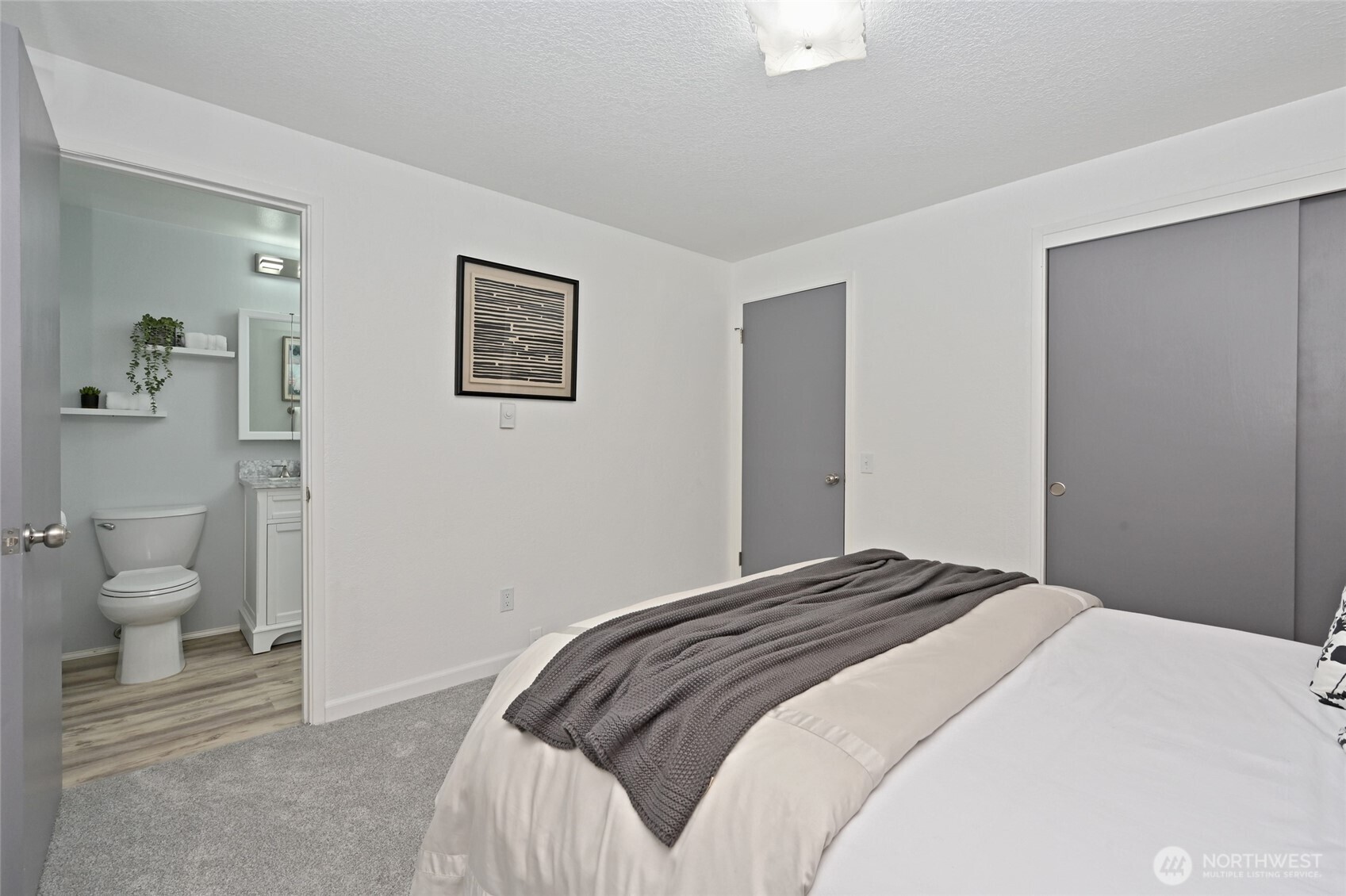 14100 Meridian Drive Property Photo 17