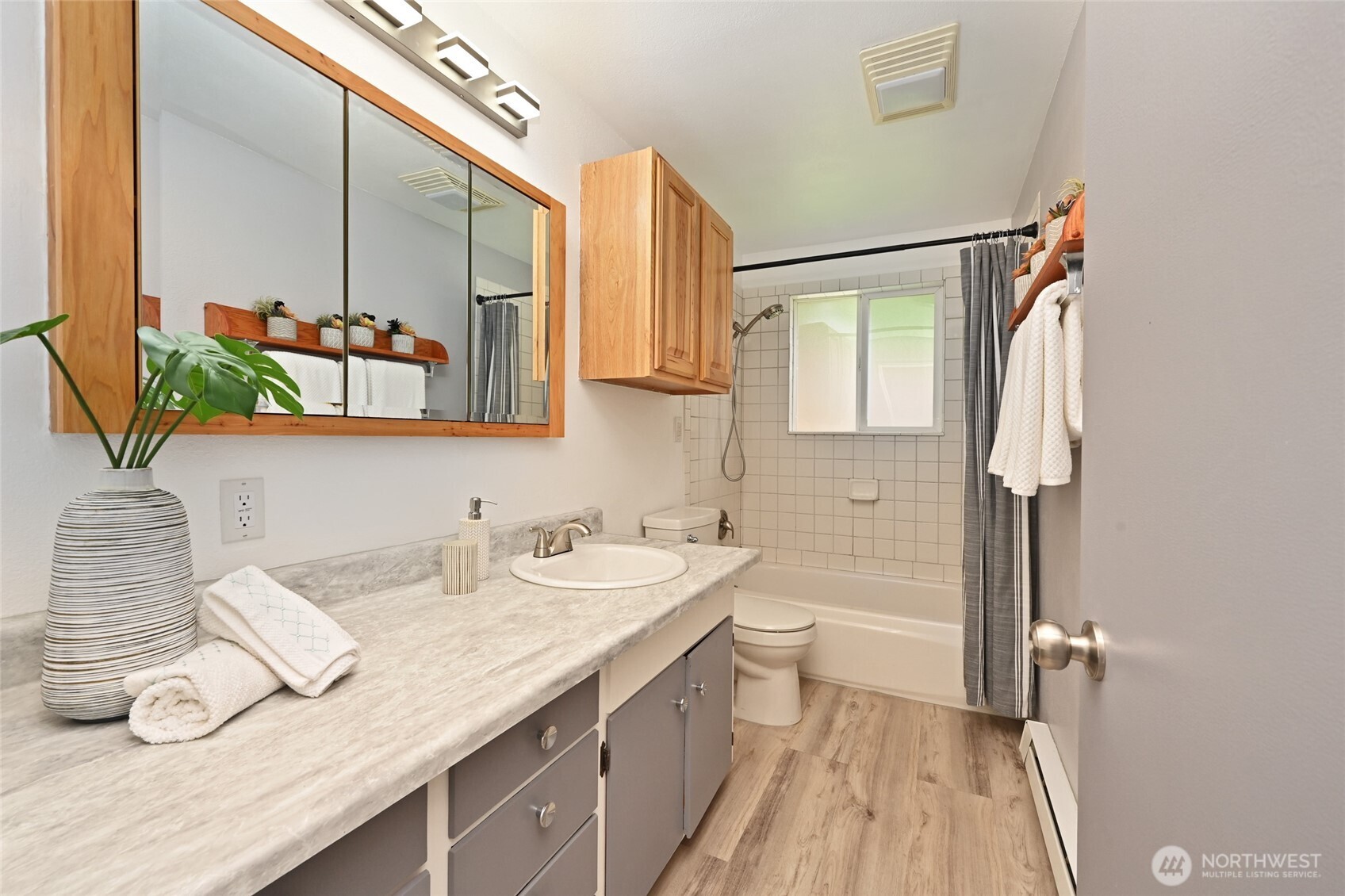 14100 Meridian Drive Property Photo 24
